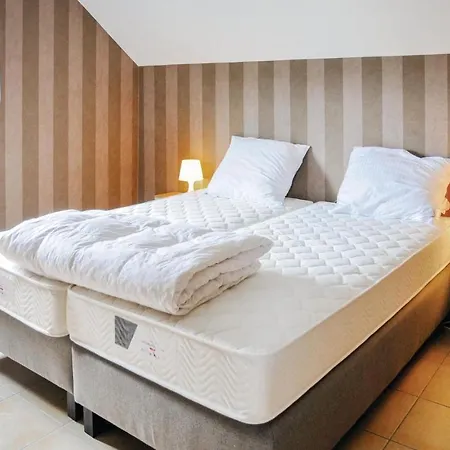 Five-bedroom Holiday In Hébergement de vacances