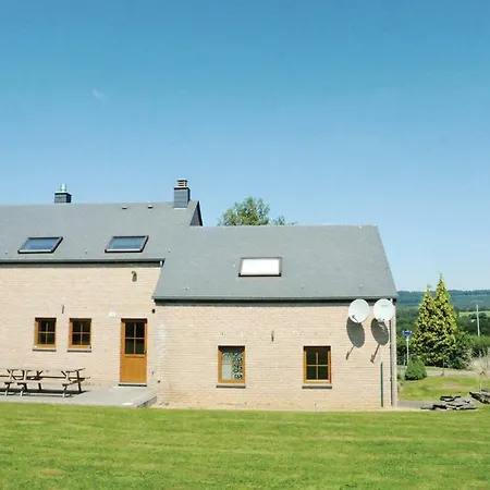 Hébergement de vacances Five-bedroom Holiday In *